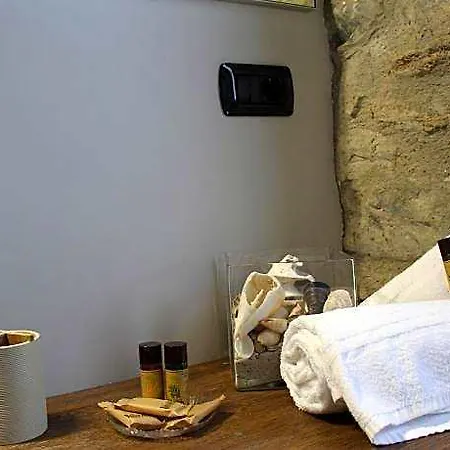 Apartment Claudia Tuscany Style Lezzeno