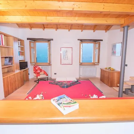 Claudia Tuscany Style Apartment